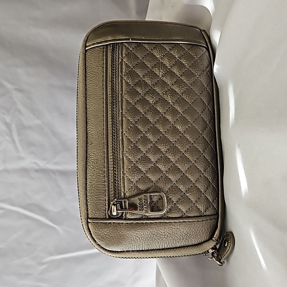 Steve Madden Quilted Wallet